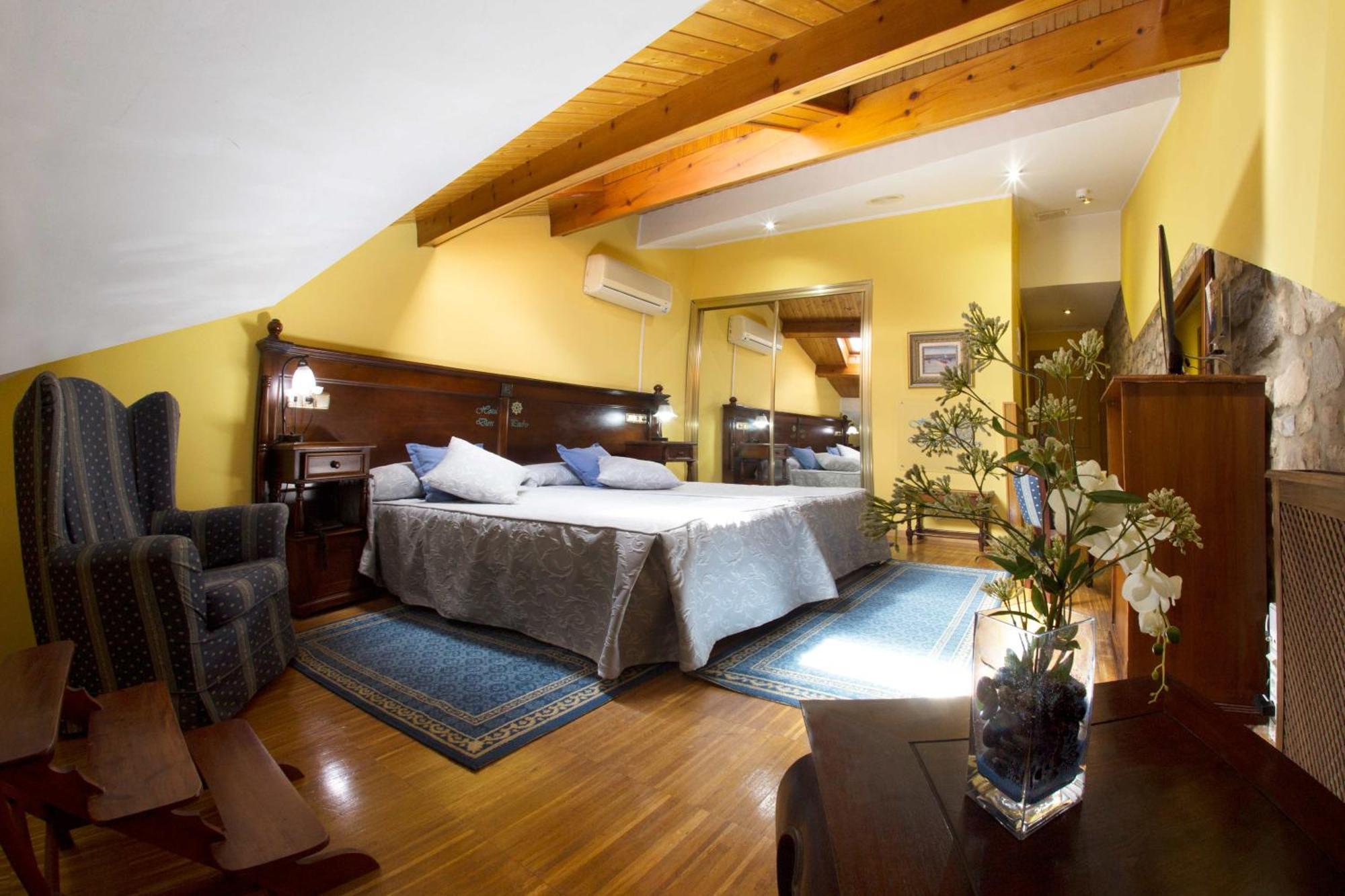 Don Pedro Hotel Avilés Eksteriør billede